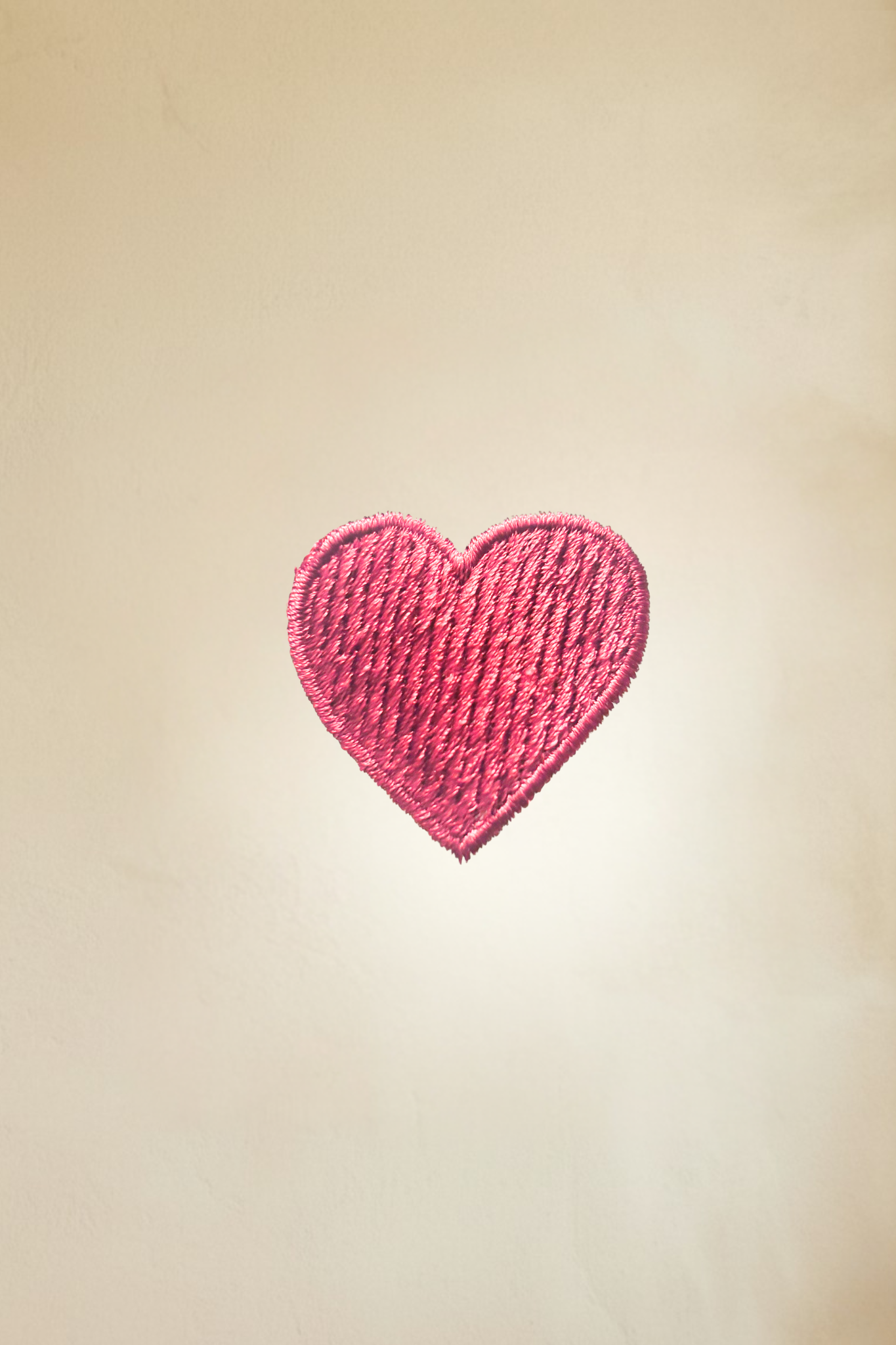 T-SHIRT UNISEX RICAMATA CUORE