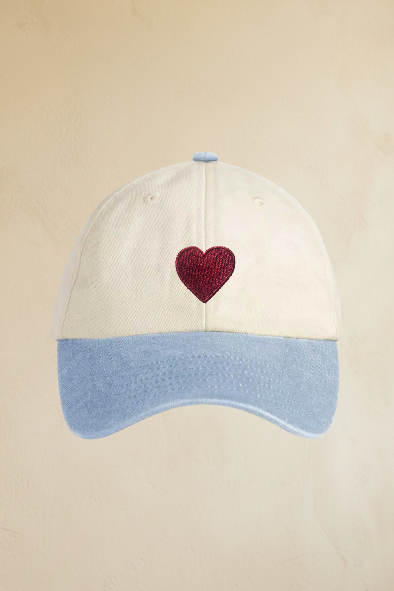 CAPPELLO BICOLORE CON CUORE RICAMATO – 100% COTONE